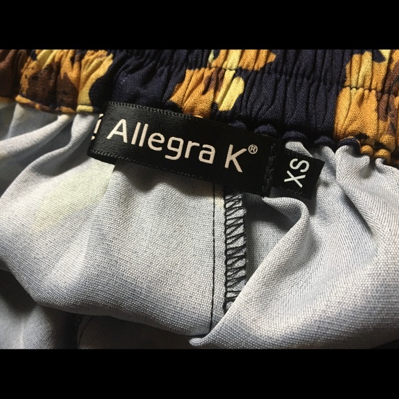 Floral Allegra K shorts - Picture 4 of 4